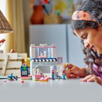 LEGO® Friends 42662 Kadeřnictví a obchod s doplňky (1)