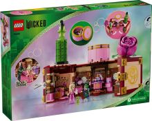 LEGO® Wicked 75683 Studentská kolej Glindy a Elphaby (1)