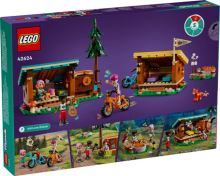 LEGO® Friends 42624 Útulné chatky na dobrodružném táboře (3)