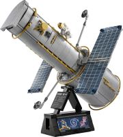 LEGO® Icons 11382 Hubbleův vesmírný dalekohled (1)