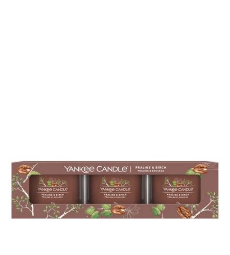 Yankee Candle Praline & Birch votivní svíčka ve skle 3 x 37 g