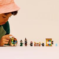 LEGO® Harry Potter™ 76460 Bradavický hrad: Ceremoniál s Moudrým kloboukem (1)
