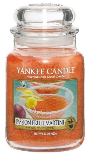 Yankee Candle Passion Fruit Martini vonná svíčka 623 g