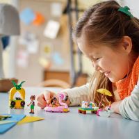 LEGO® Friends 42658 Zábava u bazénu s jednorožcem a plameňákem (4)