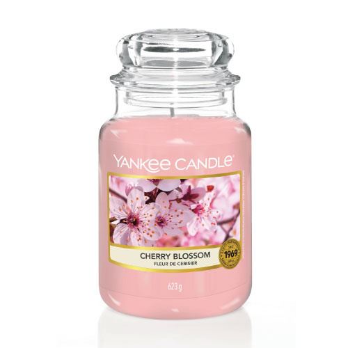Yankee Candle Cherry Blossom vonná svíčka 623 g