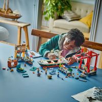 LEGO® City 60422 Seaside Harbor With Cargo Ship (4)