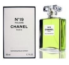Chanel N°19 Poudré