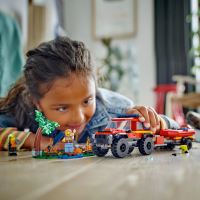 LEGO® City 60412 Hasičský vůz 4x4 a záchranný člun (4)