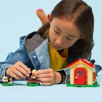LEGO® Animal Crossing™ 77058 Goldie a její útulný dům (1)