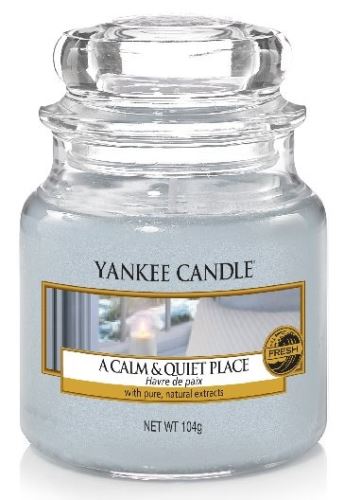 Yankee Candle A Calm & Quiet Plac vonná svíčka 104 g