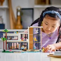 LEGO® Creator 3 v 1 31153 Moderní dům (1)