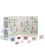 Yankee Candle Snow Globe Wonderland adventní kalendář kniha votivní svíčka ve skle 12 x 37 g + čajová svíčka 12 x 9,8 g + skleněný svícen